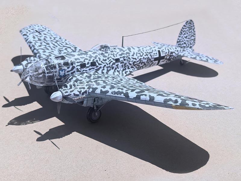 he-111 at 800px