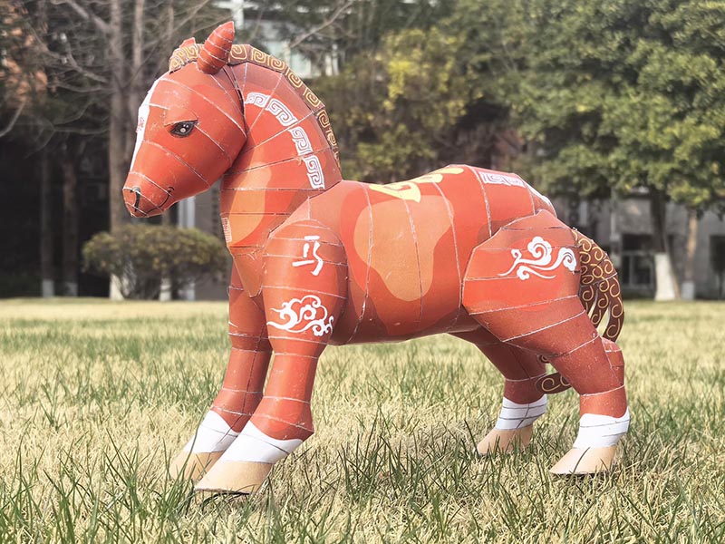 small-horse at 800px