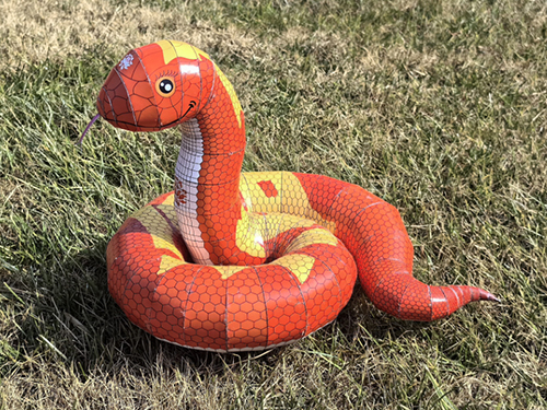 The Stahlhart papercraft simple Chinese new year snake